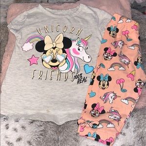 Minnie Mouse outfit 💕